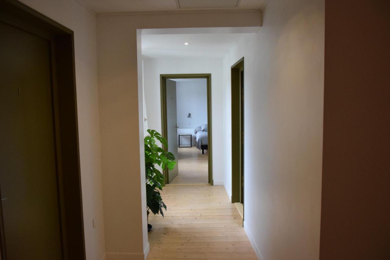 De L'Autre Cote Bed & Breakfast Garlin Bagian luar foto